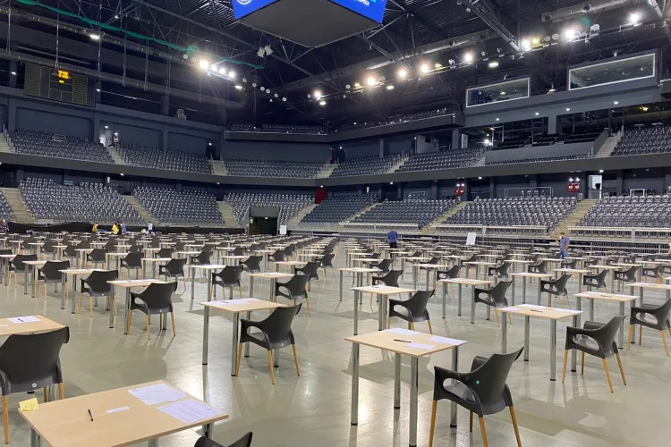 Examenul de Rezidenţiat va avea loc duminică. Peste 1.400 de candidați, la UMF Cluj