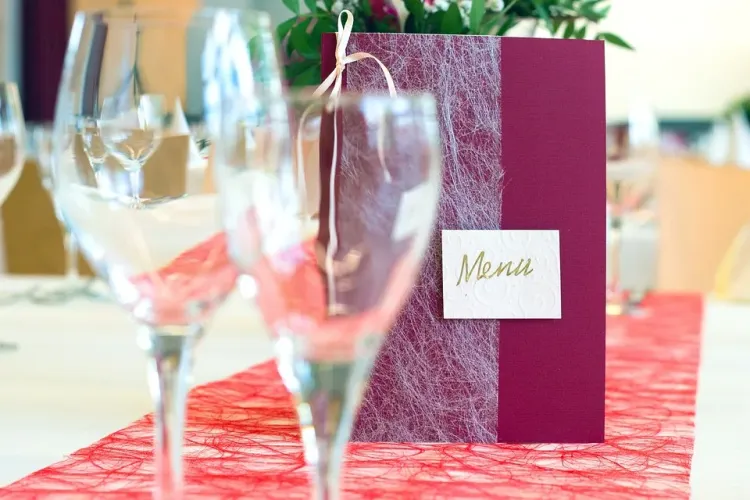 Detalierea ingredientelor din meniurile restaurantelor a fost amânată. Ce declară reprezentanții ANPC