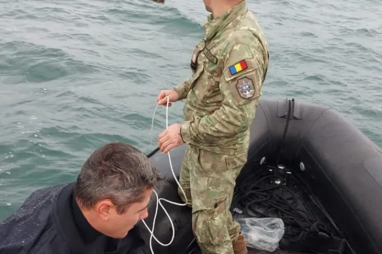 Forțele Navale Române au distrus o mină aflată în derivă la doar 2,5 mile marine de Portul Constanța