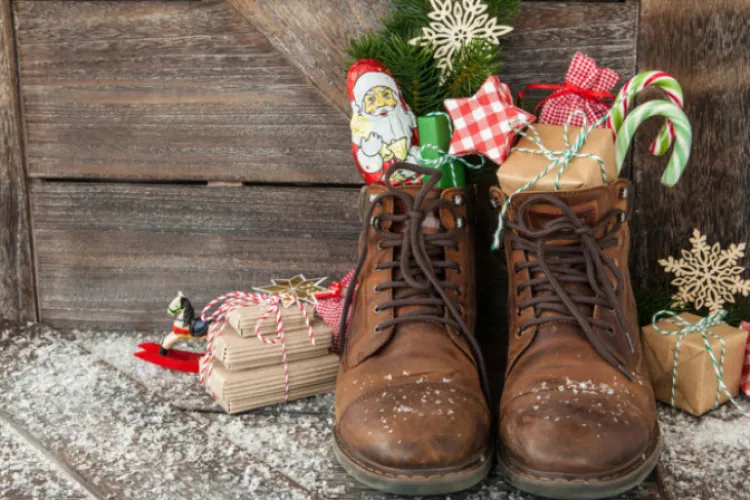 Moș Nicolae: Care este povestea nuielușei pe care o lasă Moșul în ghetuțe