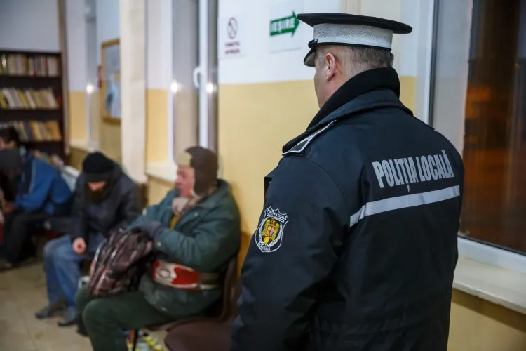 Mai mulți cerșetori, veniți din alte județe, cer pomană pe străzile Clujului. Poliția locală i-a amendat 
