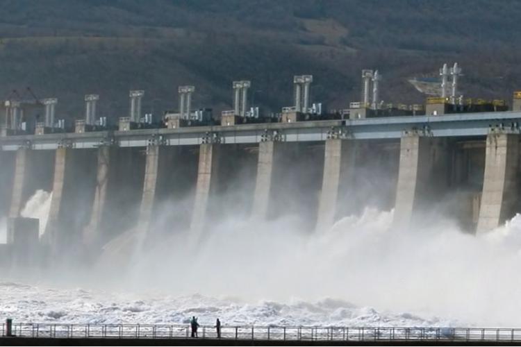Lucrările la nouă hidrocentrale din România ar trebui să fie terminate până în 2026. Ce spun oficialii noștri