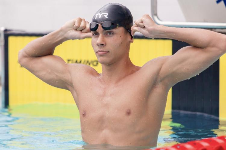 Înotătorul David Popovici a stabilit un nou record mondial la juniori. S-a calificat în finala de la 100 m liber