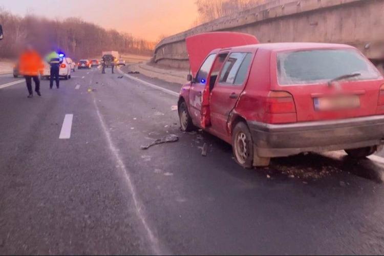 Accident mortal pe centura Vâlcele-Apahida! Un bărbat a coborât dintr-o mașină staționată pe partea carosabilă