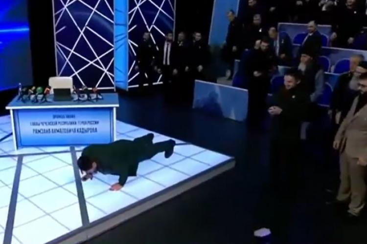 VIDEO - Momente jenante cu Ramzan Kadîrov la o televizune din Rusia: Cecenul a făcut câteva flotări eșuate. „Am sperat să facă infarct”
