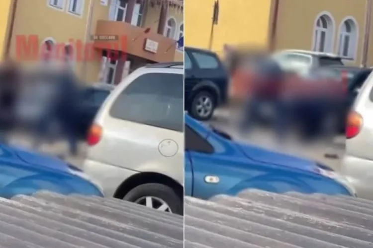 VIDEO. Doi părinţi s-au luat la bătaie în faţa unei școli. Scandalul a pornit de la o învățătoare nouă
