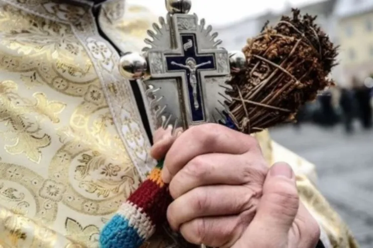 6 ianuarie, Botezul Domnului: Tradiții, obiceiuri și superstiții de Bobotează