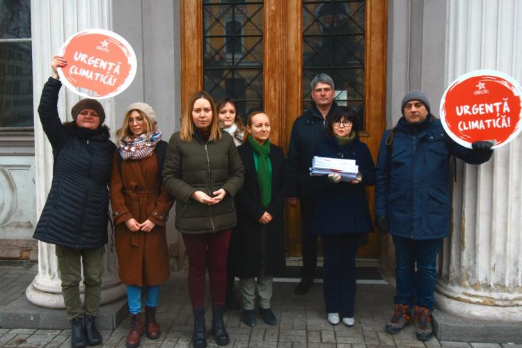 Declic a deschis la Cluj primul proces pe climă împotriva Statului Român