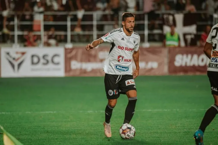 Fundașul italian Roberto Romeo, cedat de Universitatea Cluj unei formații din Liga a 2-a