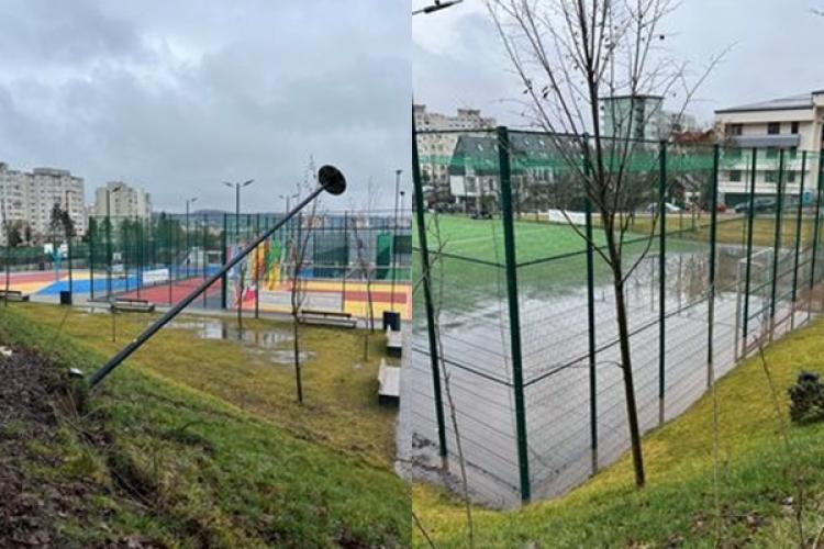 VIDEO/FOTO - Baza Sportivă „La Terenuri” din Mănăștur, inundată din nou: „Toată apa din pădure vine la vale pentru că nu sunt canalizări”