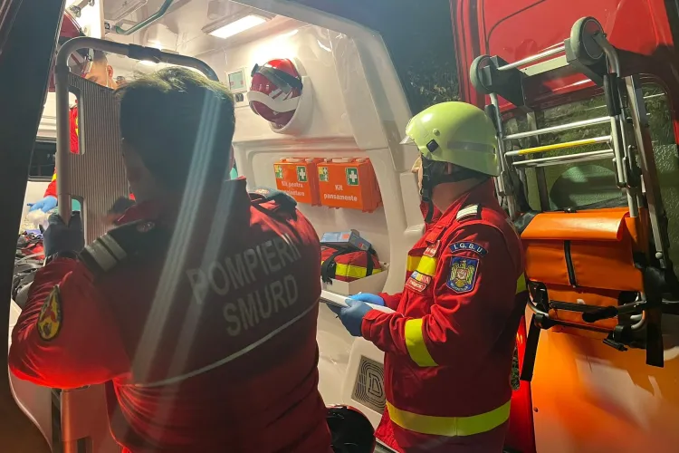 Cluj - Diagnostic sumbru pentru copilul și mama, SPULBERAȚI de o șoferiță pe marginea drumului: ”Sunt momente critice!”