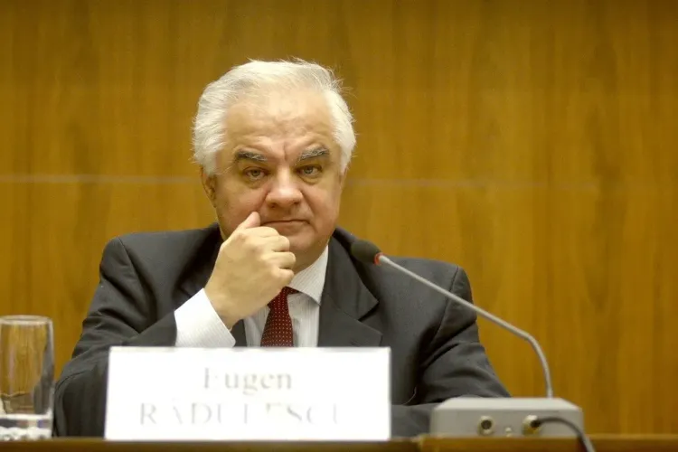 Expertul BNR, Eugen Rădulescu, despre românii cu rate la bancă: „Singuri s-au împrumutat, singuri să se descurce”