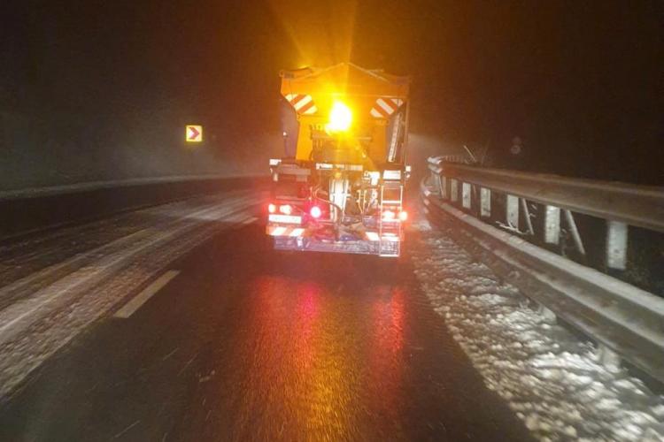 Direcția Regională de Drumuri și Poduri Cluj: Se circulă în condițiile unui carosabil umed pe toate sectoarele de drum!