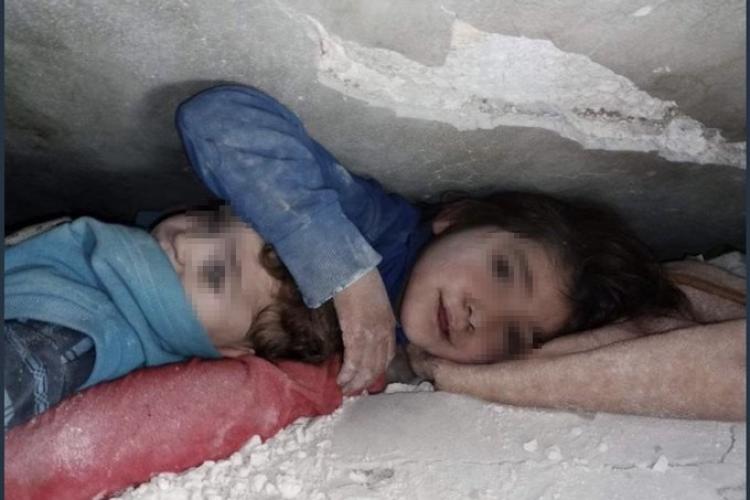 VIDEO/FOTO -Povestea din spatele unei imagini tulburătoare, devenită emblema miracolelor apărute după cutremurul din Siria