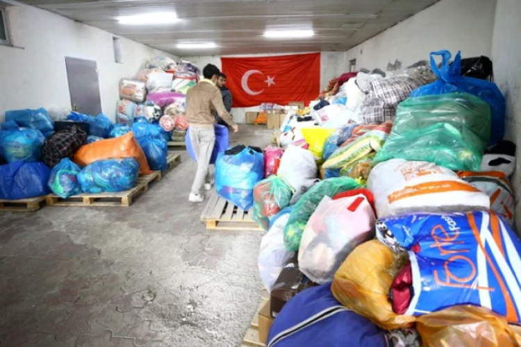 Școala „Teodor Murășanu” din Turda se alătură campaniei de ajutorare a victimelor din Turcia
