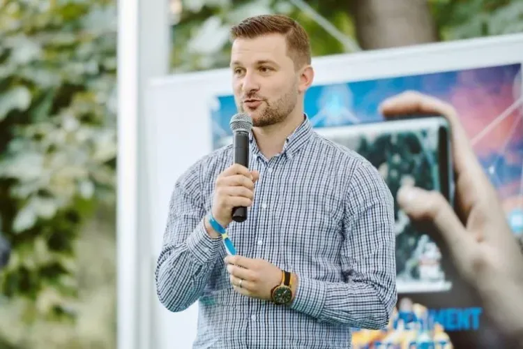 Primarul Bogdan Pivariu crede că în Florești nu sunt numai 53.000 de oameni