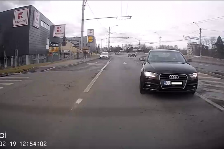 ”Bizon în trafic” la Cluj: M-a șicanat în trafic pe Aurel Vlaicu în zona Leroy Merlin - VIDEO