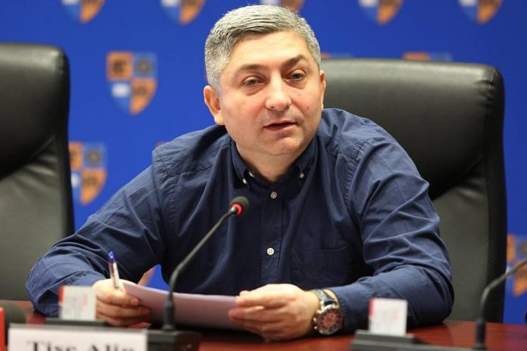 Tișe susține înflăcărat „U” Cluj prin vorbe, intervine în scandalul cu arbitrii: „Ori e prost, ceea ce e grav, ori e cu alte interese”
