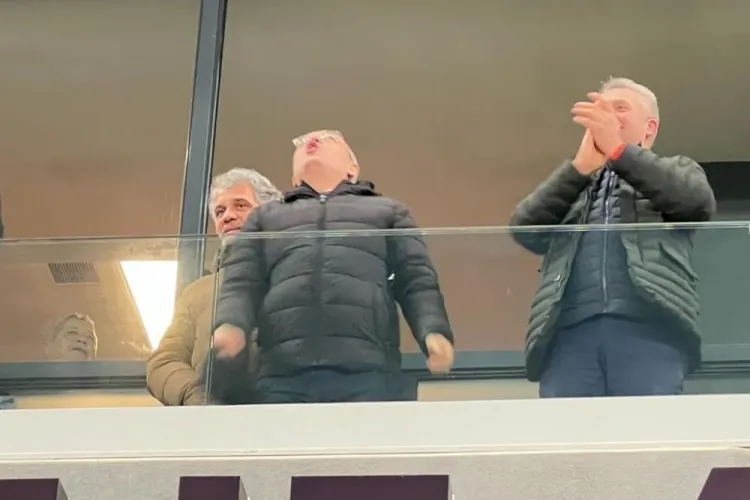 Imaginea serii! Cum a sărbătorit Emil Boc golul lui Remacle - FOTO