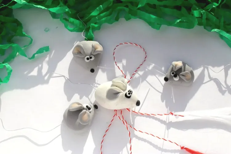 La Cluj, se vând mărțișoare și pentru pisici, nu mai e o tradiție dedicată exclusiv doamnelor 