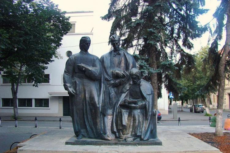 Boc, somat de Societatea Cultural-Patriotică Avram Iancu să nu mai batjocorească monumentele românești