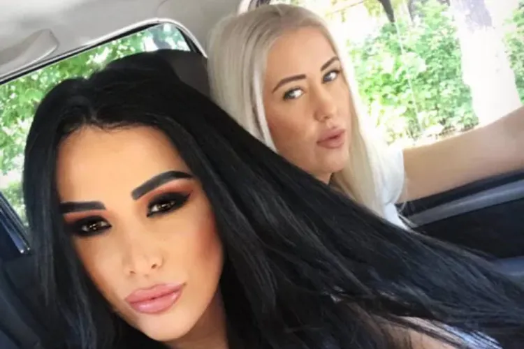 Cum arată Daniela Crudu și sora ei pe un site celebru, preferat de bărbați singurei. Ce tarife au - FOTO