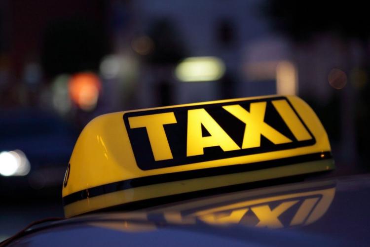 Taximetrist din Cluj, administrator, amendat cu mii de euro! Făcea „afaceri” cu autorizația de taximetrie expirată de ani de zile