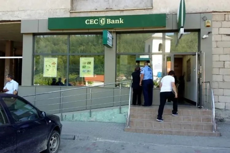 Ardeleanca angajată la CEC, care a furat 1 milion de euro de la clienți și i-a donat la săraci, a scăpat de acuzații