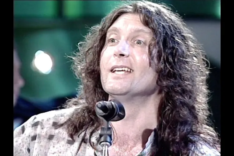 De ce s-a retras Laurențiu Cazan din lumina reflectoarelor: ”Uite în ce societate trăim… Stai și te crucești!”