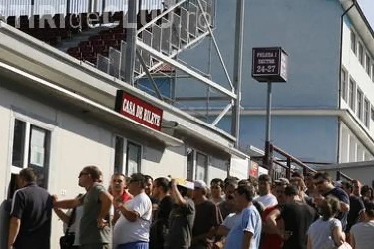 CFR Cluj a inchis casele de bilete cu 8 ore inainte de meci! S-au vandut numai 6.000 de bilete - VEZI explicatiile