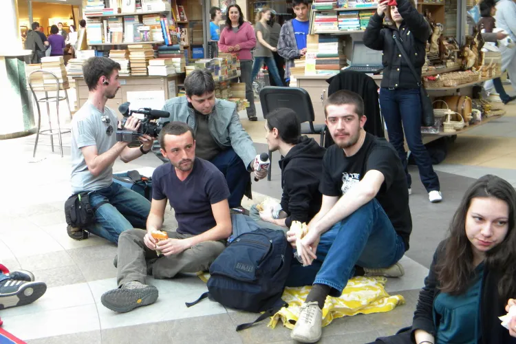 Protest la Polus Center pentru salvarea Parcului Feroviarilor - Galerie FOTO