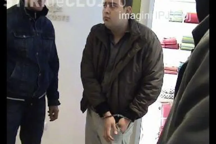 Un tanar de 21 de ani a fost prins in flagrant dupa ce a cerut 500 de euro pentru restituirea unui caine- VIDEO FLAGRANT