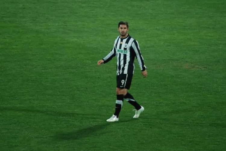 Claudiu Niculescu despre lovitura incasata de la Cadu: Nu mai stiam de mine, dar i-am auzit pe suporteri - VIDEO