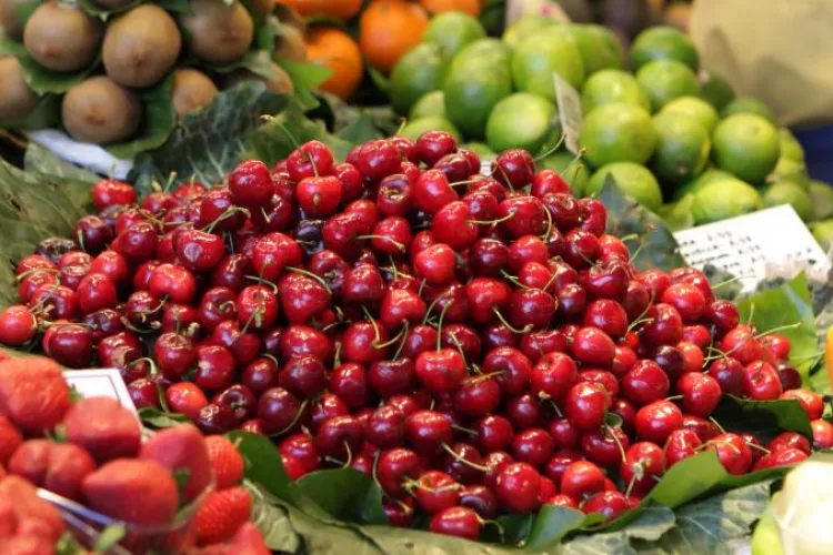 Cât vor costa primele cireșe românești din 2023? Iată câți bani vor fi nevoiți românii să scoată din buzunar pentru un kilogram