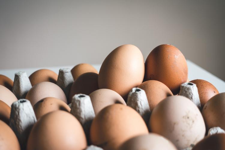 Se scumpesc considerabil ouăle înainte de sărbătorile de Paşte! Scumpiri de 35%, față de anul trecut