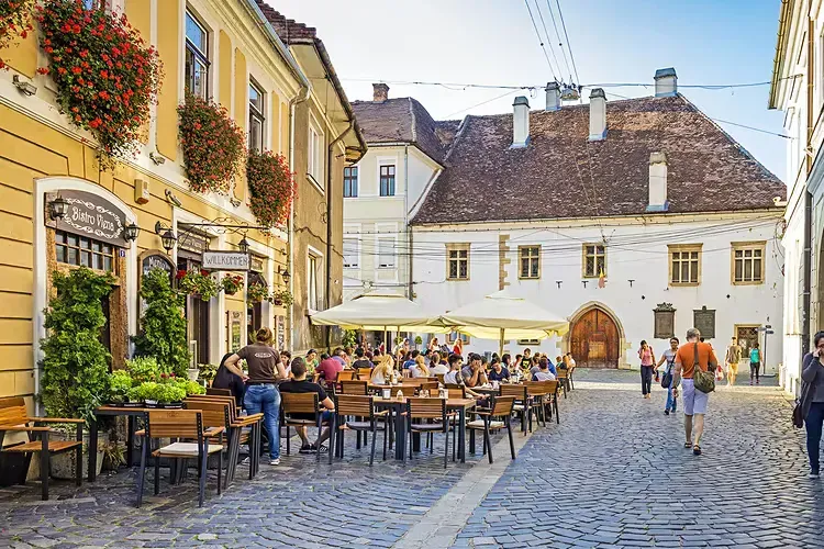 Ce a pățit o turistă din Cluj-Napoca, înșelată cu cazarea. Serviciile de cazare sunt tot mai proaste