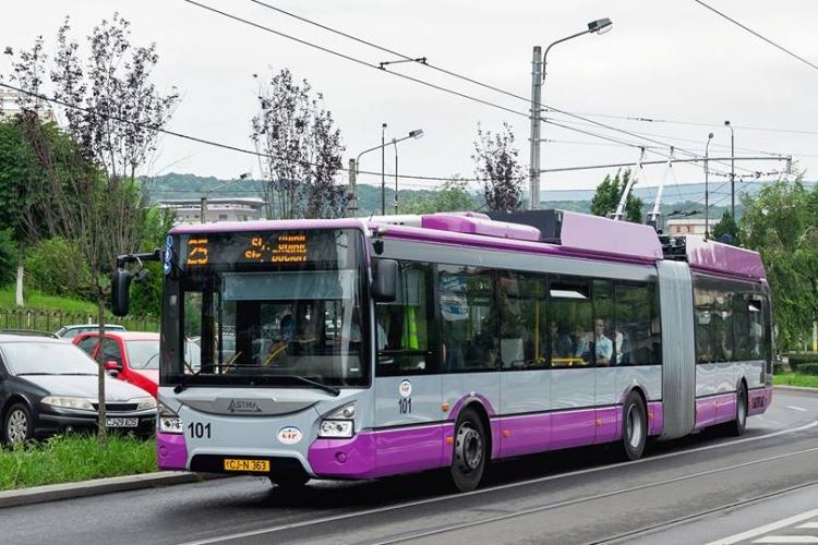 Compania de Transport Cluj răspunde acuzațiilor că ar ține 52 de troleibuze noi în garaj. Consilierul primarului Capitalei, acuzat de manipulare 