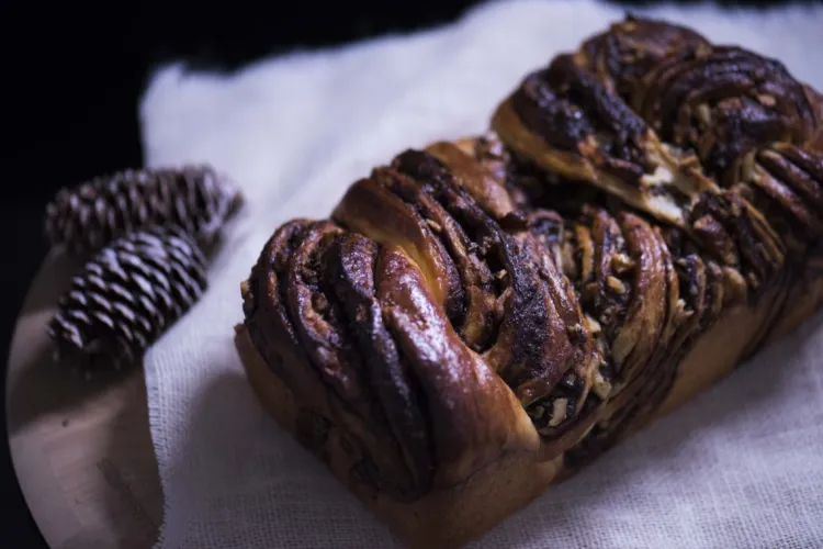Rețetă simplă și ieftină pentru cozonac de post, cu ciocolată. Va impresiona pe oricine 