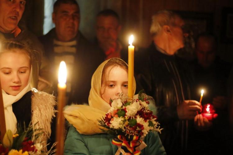 Se cere ca Biserica Ortodoxă să țină Paștele o dată cu cea Catolică. Sunteți de acord?