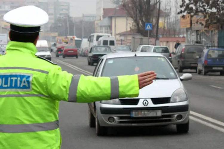 Şoferii care nu îşi vor plăti amenzile într-un termen de 60 de zile vor rămâne fără permis. Cum sună proiectul de lege 