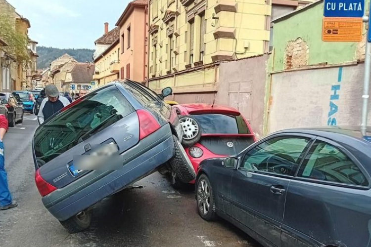 ”Parcarea” zilei într-un oraș din Ardeal: ”Ce-i vrut să faci Bobiță?” - FOTO