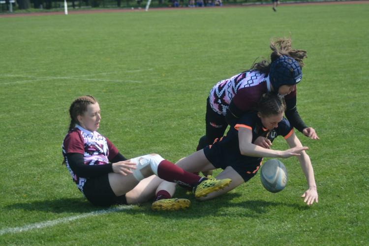 Clujul a găzduit un maraton de rugby feminin - FOTO