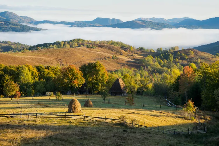 Cinci atracții turistice din Munții Apuseni pe care este musai să le vizitezi! Priveliștea îți taie respirația, sunt unice