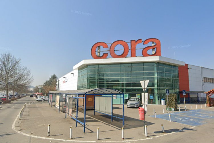 Hypermarketul Cora ar putea dispărea din Cluj. Lanțul de magazine ar urma să fie preluat în toată țara, într-o achiziție pusă la cale în această săptămână