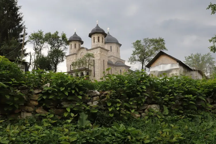 Satul din Ardeal, cu un drum unic în lume, revine la viaţă. Este o bijuterie rurală nestemată- VIDEO