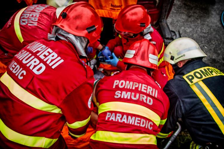 Tragedie în Cluj - O persoană s-a aruncat de pe un bloc din Mănăștur. Avea probleme cu consumul ilegal