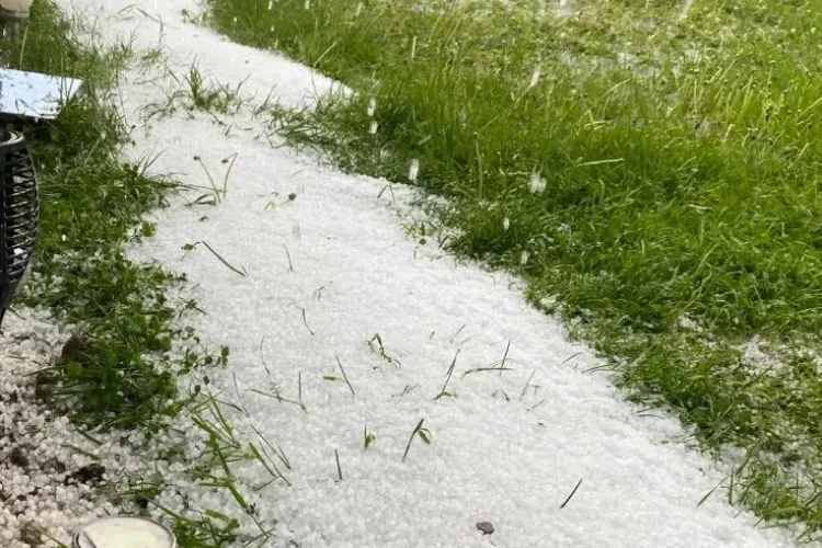 Rupere de nori și grindină în Ardeal - VIDEO