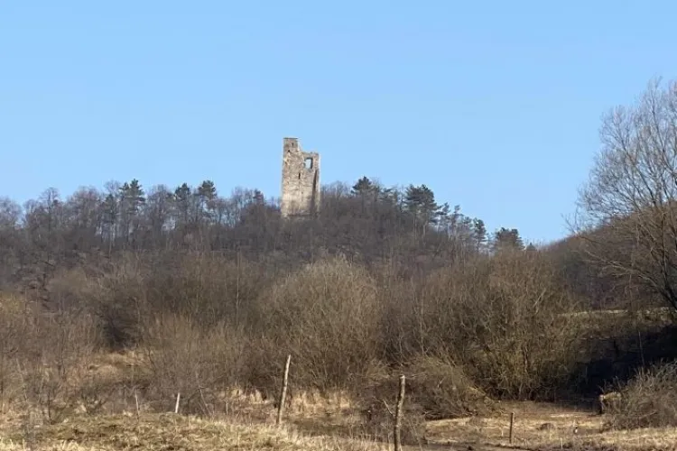 Țara Călatei (Kalotaszeg) - Cetatea Almașului era una dintre cele mai puternice fortificatii din Ardeal - FOTO