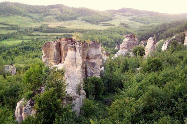 Grădina Zmeilor, tărâmul de basm din Ardeal! Locul e o „poveste” spusă de însăși Mama Natură