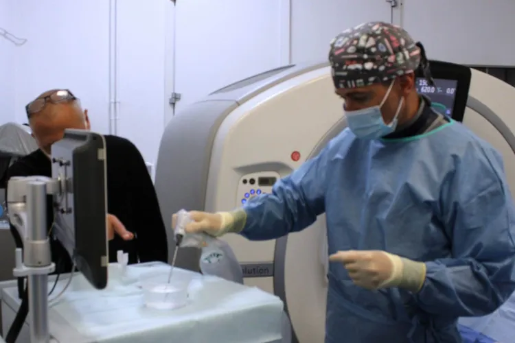 Operație, în premieră națională, la Spitalul Județean Cluj! Pacientul a fost externat a doua zi: „Am utilizat aparatul performant de crioablație”